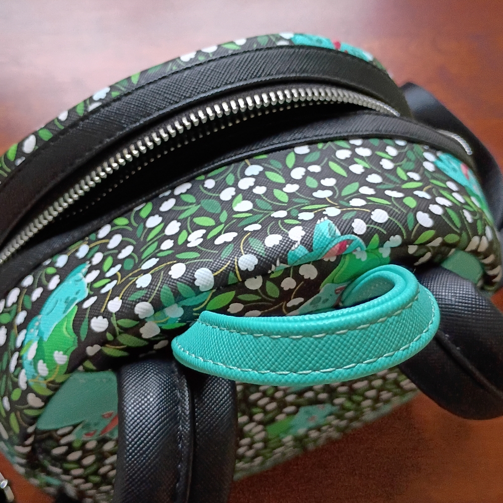 Loungefly - Mini Backpack (Bulbasaur From Pokmon) - image 3